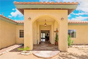 4343 Avalon, Yucca Valley, CA 92284 - Photo 2