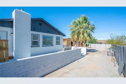 5965 Cahuilla, 29 Palms MCB, CA 92277 - Photo 6