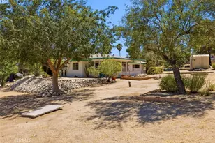 49084 Mojave, Morongo Valley, CA 92256 - Photo 22