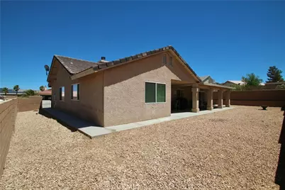 8526 Condalia, Yucca Valley, CA 92284 - Photo 4