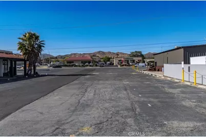 56300 Twentynine Palms Highway, Yucca Valley, CA 92284 - Photo 16