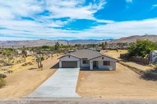 58833 Sunflower Dr, Yucca Valley, CA 92284 - Photo 2