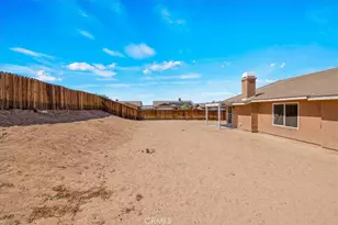 5126 Verenda, 29 Palms MCB, CA 92277 - Photo 34