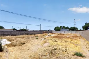 2869 Laurel St, Rosamond, CA 93560 - Photo 14