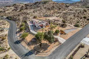 57045 Plaza Del Amigo, Yucca Valley, CA 92284 - Photo 10