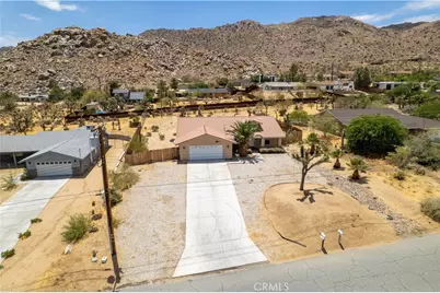 61053 Sandalwood, Joshua Tree, CA 92252 - Photo 2