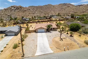 61053 Sandalwood, Joshua Tree, CA 92252 - Photo 2