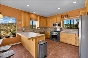 48620 Madison Rd, Pioneertown, CA 92268 - Photo 14