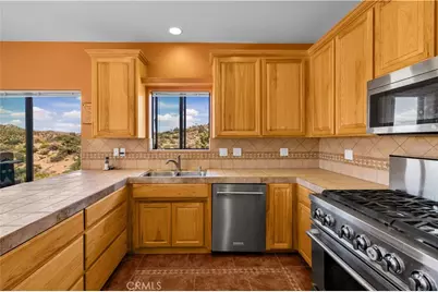 48620 Madison Road, Pioneertown, CA 92268 - Photo 16