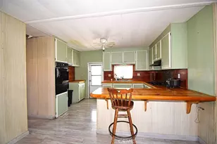 56254 29 Palms Hwy, Yucca Valley, CA 92284 - Photo 4
