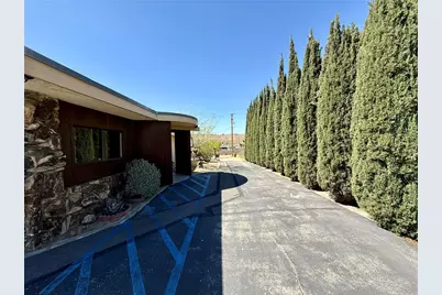 57340 29 Palms, Yucca Valley, CA 92284 - Photo 8