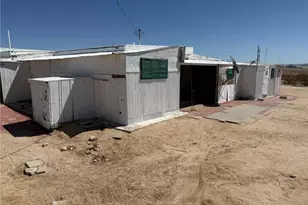 125 Peffer, 29 Palms MCB, CA 92277 - Photo 2
