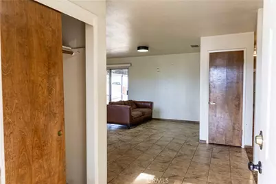 8739 Palomar Avenue, Yucca Valley, CA 92284 - Photo 12