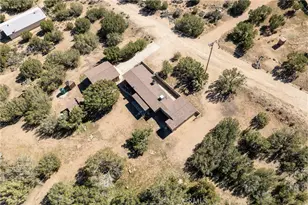 12515 Nearwood Rd, Juniper Hills, CA 93553 - Photo 18