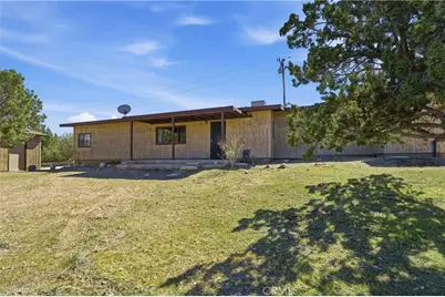12515 Nearwood Road, Juniper Hills, CA 93553 - Photo 16