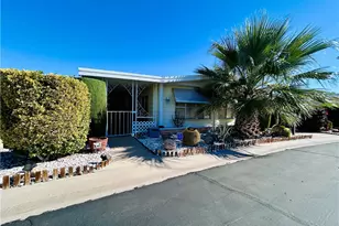 7501 Palm #Spc 70, Yucca Valley, CA 92284 - Photo 2