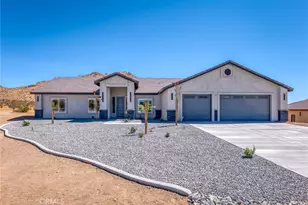 19721 Roanoke Rd, Apple Valley, CA 92307 - Photo 2