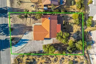 7655 Ventura, Yucca Valley, CA 92284 - Photo 32