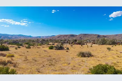 5525 Minna Gombell Lane, Pioneertown, CA 92268 - Photo 26