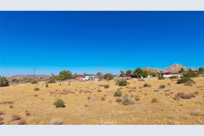 5525 Minna Gombell Lane, Pioneertown, CA 92268 - Photo 10