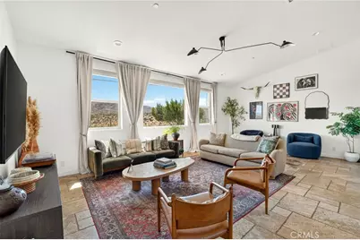 8997 Hermosa Avenue, Yucca Valley, CA 92284 - Photo 10