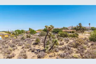 8776 Warren Vista Avenue, Yucca Valley, CA 92284 - Photo 28