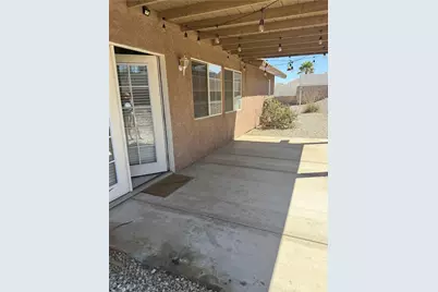57106 Selecta, Yucca Valley, CA 92284 - Photo 6