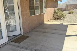 57106 Selecta, Yucca Valley, CA 92284 - Photo 6