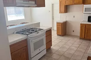 57106 Selecta, Yucca Valley, CA 92284 - Photo 2