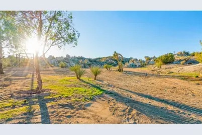 56898 Plaza Del Amigo, Yucca Valley, CA 92284 - Photo 50