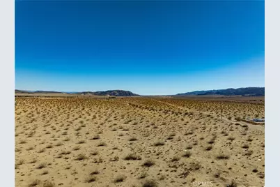 64004 Desert Trail Drive, Joshua Tree, CA 92252 - Photo 6