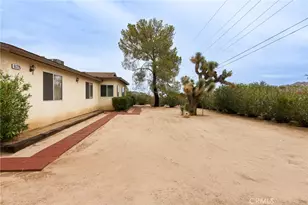 61726 Hilltop, Joshua Tree, CA 92252 - Photo 4