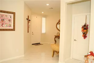 27216 Old Miner Cir, Menifee, CA 92585 - Photo 4
