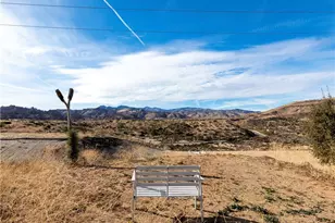 5120 Tom Mix Rd, Pioneertown, CA 92268 - Photo 2