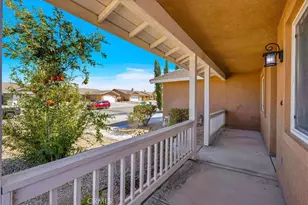 5128 Split Rock Ave, 29 Palms MCB, CA 92277 - Photo 6