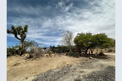 57672 Shepherd Lane, Yucca Valley, CA 92284 - Photo 4