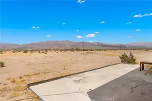 82229 Raven Roost, 29 Palms MCB, CA 92277 - Photo 32