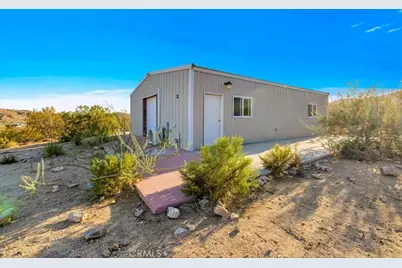51039 Canyon, Morongo Valley, CA 92256 - Photo 32