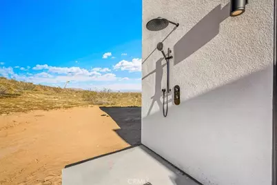 621 N Sage Avenue, Yucca Valley, CA 92284 - Photo 48