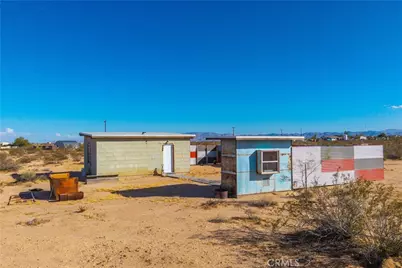 65255 Pluto Street, Joshua Tree, CA 92252 - Photo 14
