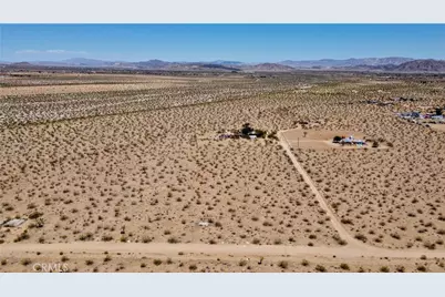 888 Lucky Lane, Landers, CA 92285 - Photo 20
