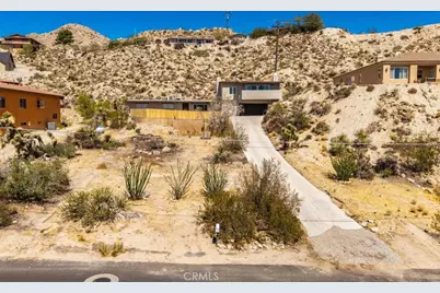 57460 Airway Avenue, Yucca Valley, CA 92284 - Photo 2