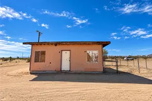 60575 Joshua Tree Ln, Landers, CA 92285 - Photo 16