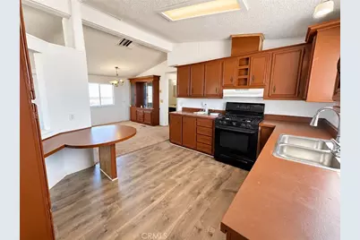 60575 Joshua Tree Lane, Landers, CA 92285 - Photo 8