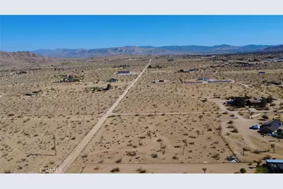 59688 Drexel, Yucca Valley, CA 92284 - Photo 6