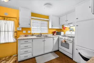 56254 29 Palms Hwy, Yucca Valley, CA 92284 - Photo 8