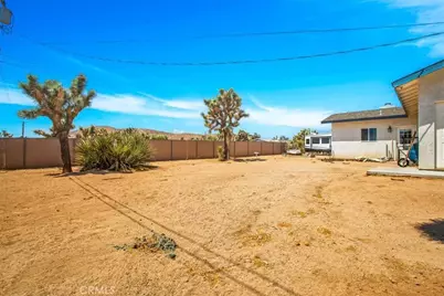 58583 Buena Vista Drive, Yucca Valley, CA 92284 - Photo 24