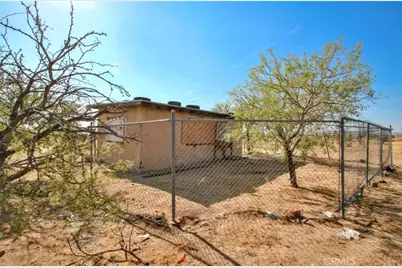 62107 Moon Drive, Joshua Tree, CA 92252 - Photo 4