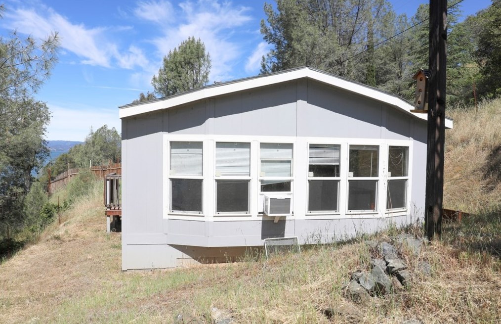 6677 Berwick Rd, Lucerne, CA 95458