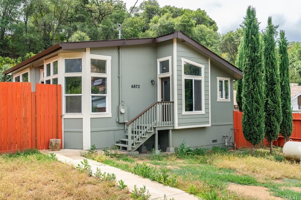 6872 Floyd Way, Nice, CA 95464